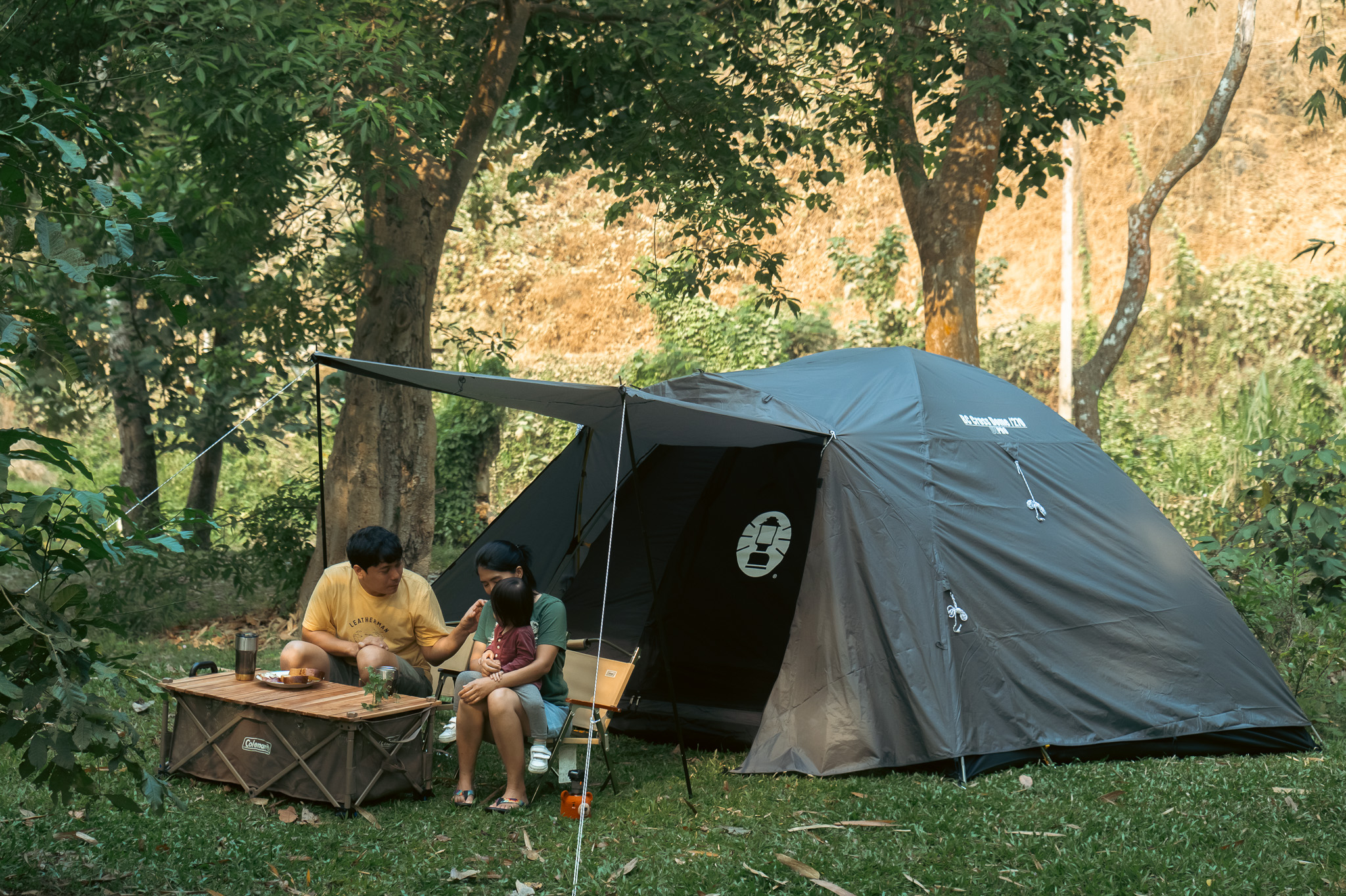 Coleman Cross Dome 270 Charcoal New 2024 Coleman Cross Dome 270 Charcoal New 2024